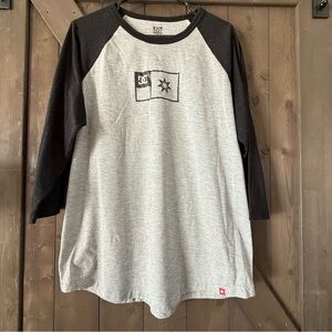 3/$50 DC Two-Tone Black and Gray Long Sleeve Tee